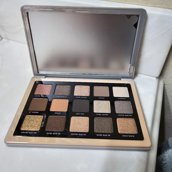 Natasha Denona Glam Palette - Multi-Color Eyeshadow